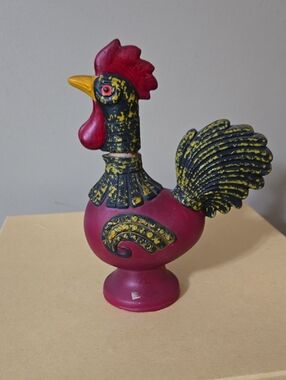 Vintage Royal Sealy Red Rooster Decanter with Black & Yellow Accents